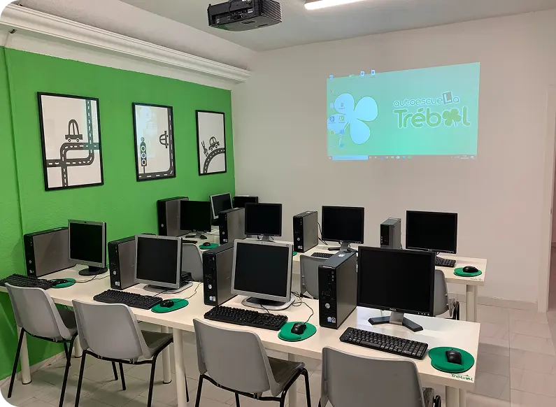 Foto Aula Autoescuela Trebol